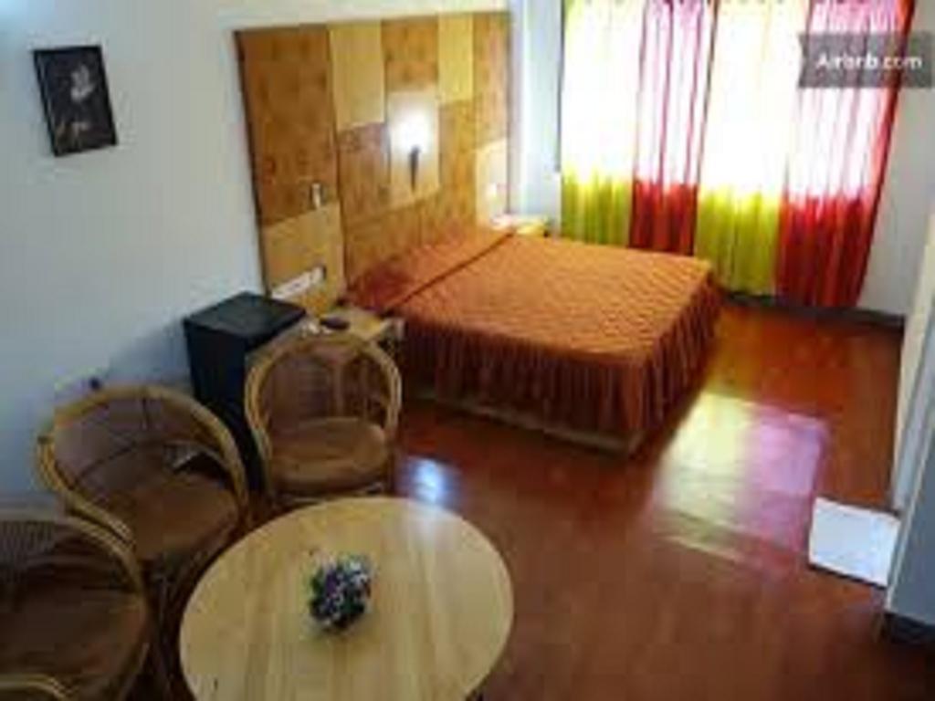 Dejavu Hotel Coimbatore Ruang foto