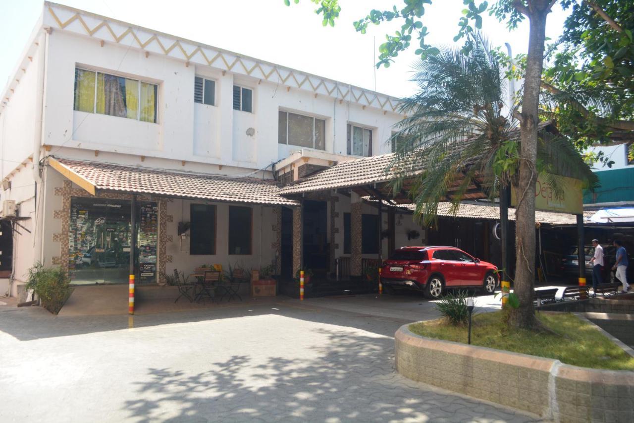 Dejavu Hotel Coimbatore Bagian luar foto