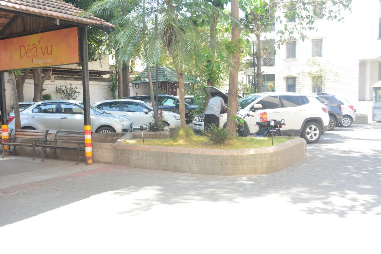 Dejavu Hotel Coimbatore Bagian luar foto