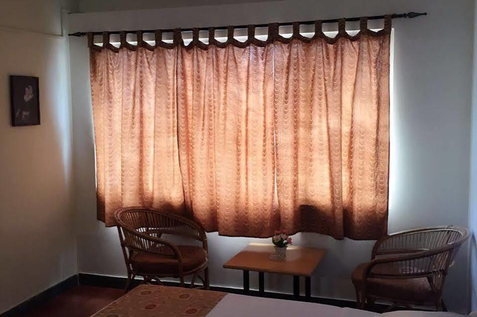 Dejavu Hotel Coimbatore Bagian luar foto